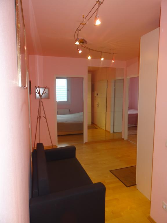 Flat Uno City Wina Bagian luar foto