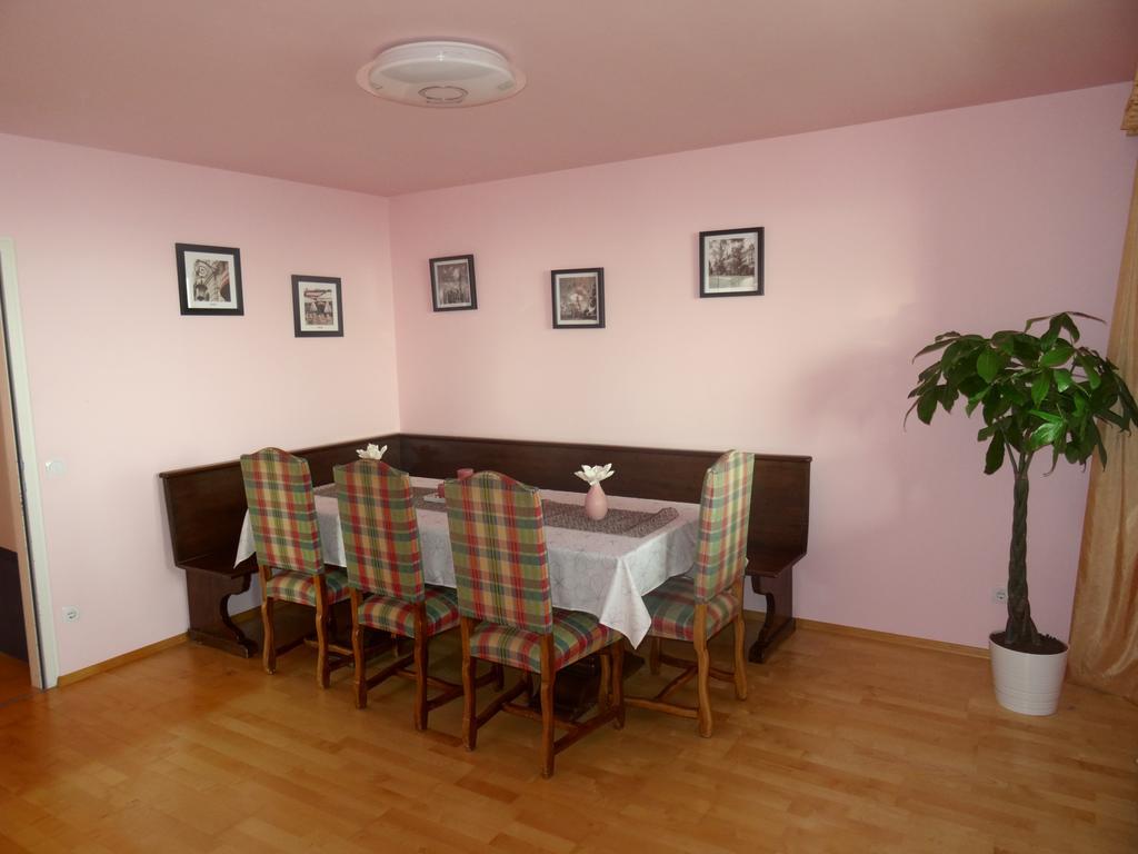 Flat Uno City Wina Bagian luar foto