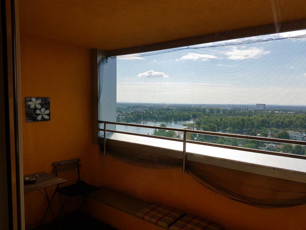 Flat Uno City Wina Bagian luar foto